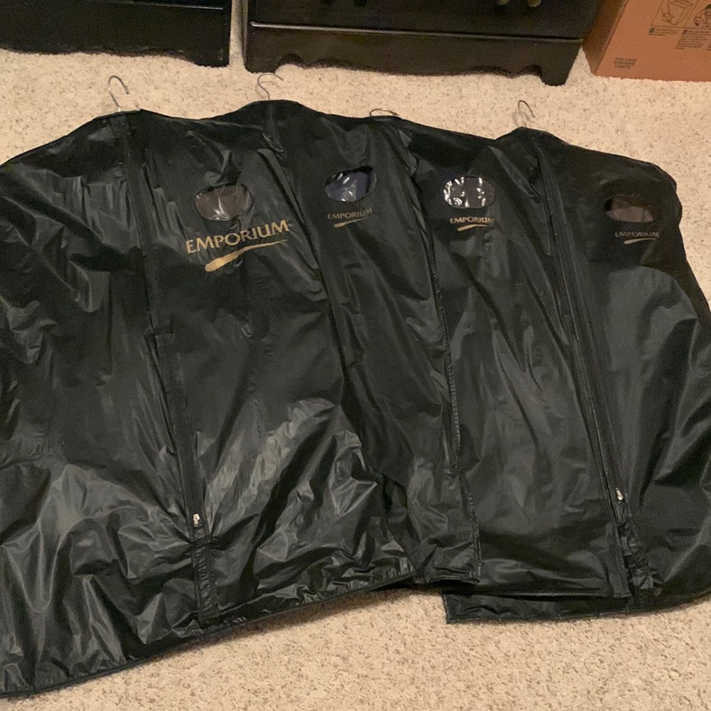 Vintage Emporium suit bag set of 4
